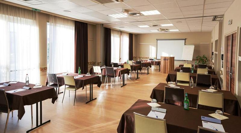 Holiday Inn - Strasbourg - Nord By Ihg Schiltigheim Eksteriør billede